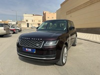 Used 2018 Range Rover Vogue SE for sale in Riyadh